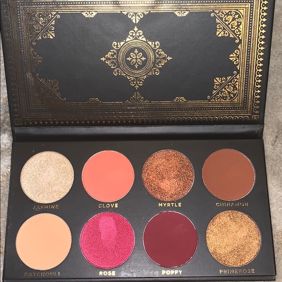ACE BEAUTĒ Grandiose Palette - Picture 2 of 2
